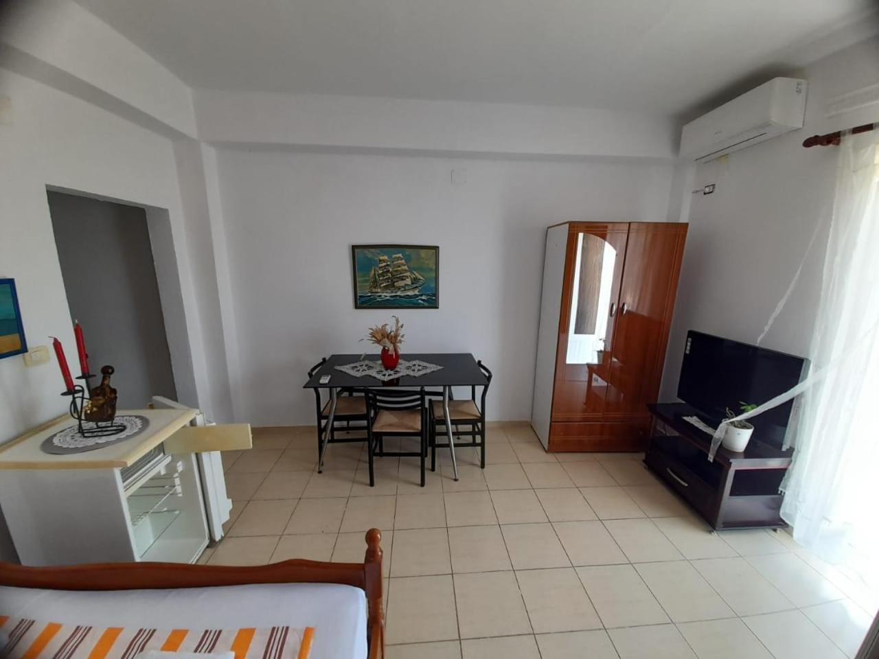 Rey Garden Villa Vlorë Quarto foto