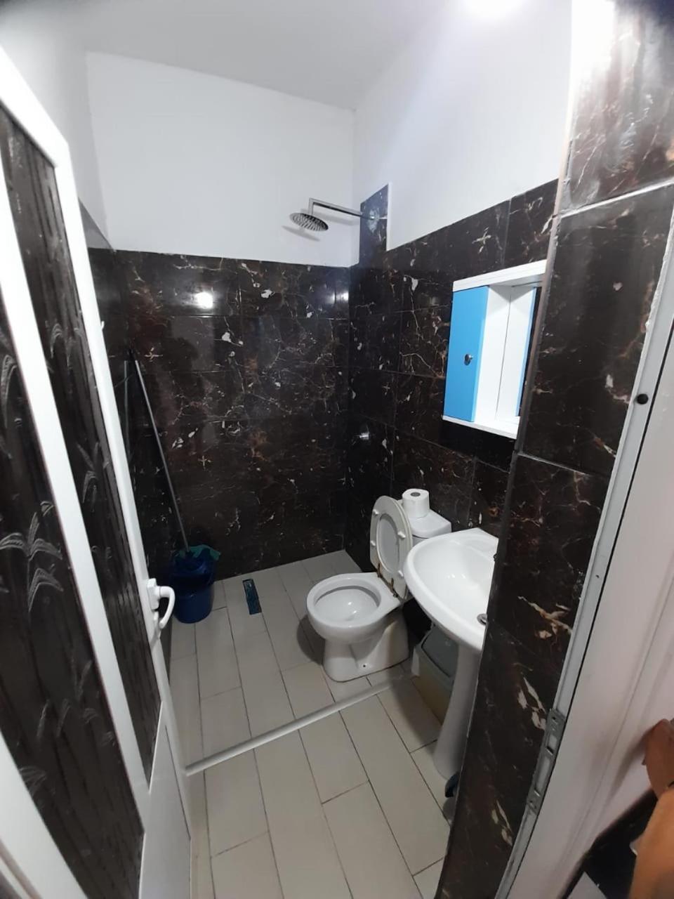 Rey Garden Villa Vlorë Quarto foto