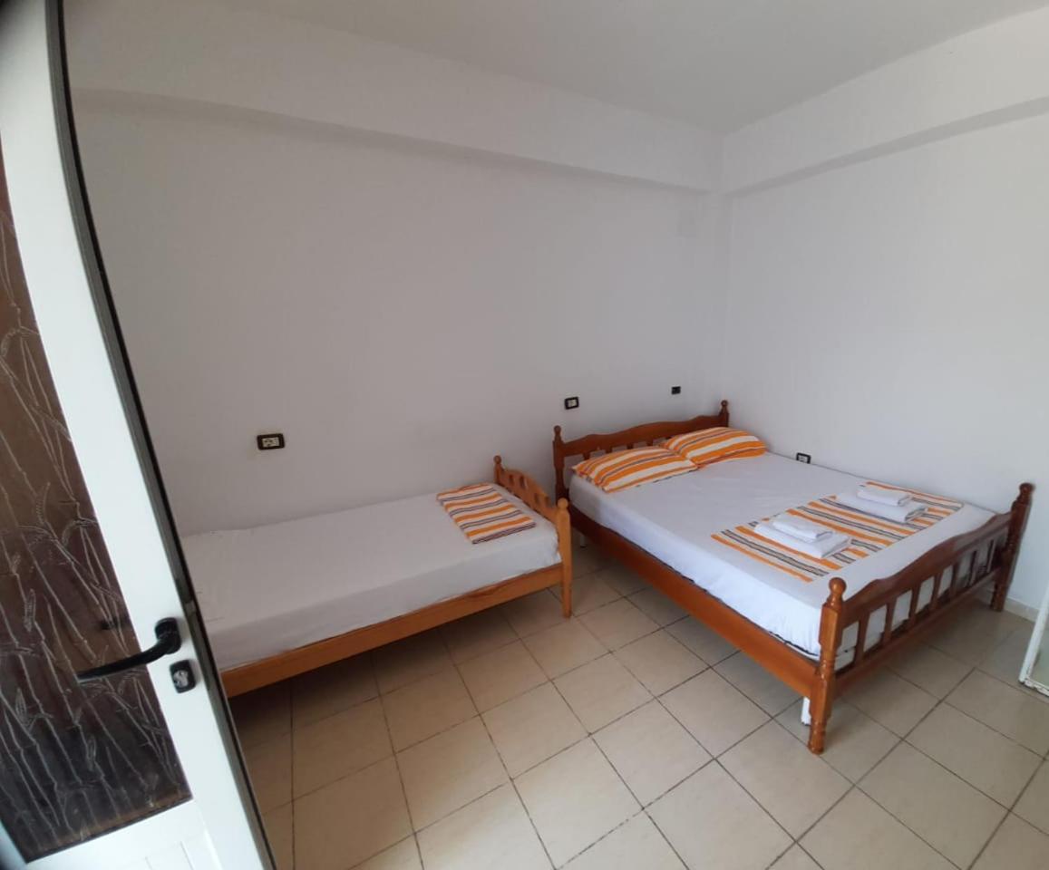 Rey Garden Villa Vlorë Quarto foto